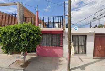 Casa en  Medisan Valle Dorado, Calle Alejandrina, Esmeralda, 78399 San Luis Potosí, México
