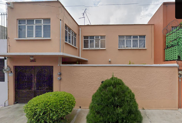 Casa en  Ramiriqui, San Pedro Zacatenco, Ciudad De México, Cdmx, México