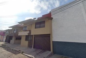 Casa en  Calle Encino 329, El Cerrito, Puebla De Zaragoza, Puebla, México