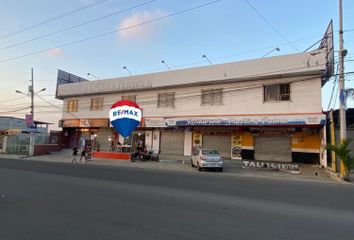 Local en  Vía Interbarrial, Manta, Manabí, Ecuador