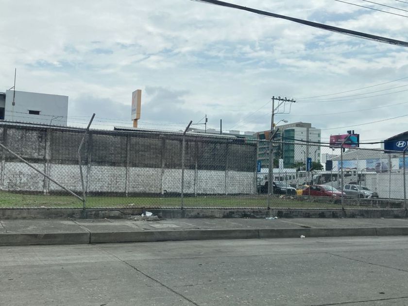 venta Terreno Comercial en Tarqui, Guayaquil icasas.ec