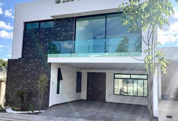 Casa en  Boulevard De Los Volcanes, Lomas De Angelópolis, Puebla, México