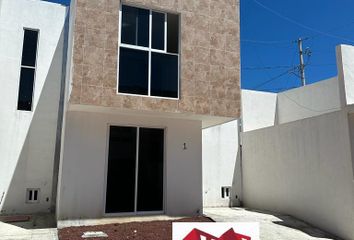 Casa en  Avenida San Miguel, San Miguel Contla, Santa Cruz Tlaxcala, Tlaxcala, 90640, Mex