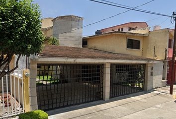 Casa en  C. Bosques De Chihuahua 83, Hab Bosques De Mexico, 54050 Tlalnepantla De Baz, Méx., México