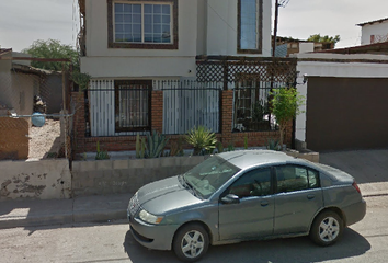 Casa en  C. Bernardo Reyes, Alianza Para La Producción, 21229 Mexicali, B.c., México