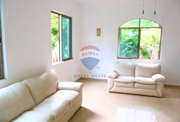 Casa en  Paseo De Las Quintas, Cancún, Quintana Roo, México