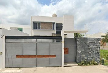Casa en  Cantera 399, Real Vista Hermosa, 28018 Colima, Col., México