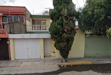 Casa en  Lirios 612, Villa De Las Flores, 55710 San Francisco Coacalco, Méx., México