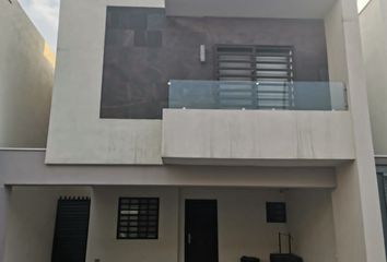 Casa en fraccionamiento en  66024, García, Nuevo León, Mex