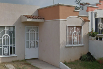 Casa en  Roble Nte. 37, Paseo De Las Cañadas, Jalisco, México