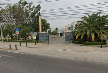 Casa en fraccionamiento en  Av. Camino Real A Colima, 45640 San Agustín, Jal., México