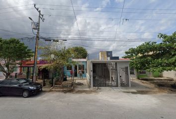 Casa en  Calle Paseo El Ébano, Cancún, Quintana Roo, México