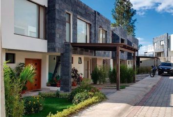 Casa en  Tumbaco, Ecuador