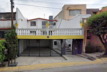 Casa en  Paseo De Las Palomas, Las Alamedas, Ciudad López Mateos, Estado De México, México