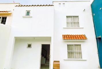 Casa en  Cerezo 723, Fraccionamiento Hacienda Los Mangos, Prados Del Sol, Mazatlán, Sinaloa, México