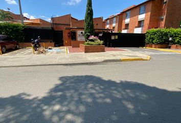 Casa en  Carrera 94a45 50 7, Santiago De Cali, Cali, Valle Del Cauca, Col