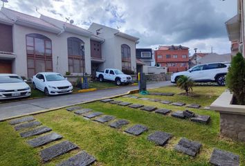 Casa en  Emilio López Ortega, Cuenca, Ecu