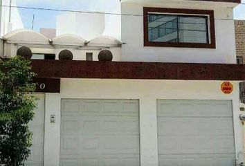 Casa en fraccionamiento en  Lomas 4a Sección, San Luis Potosí