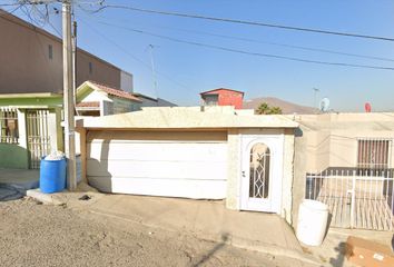 Casa en  Sanalona Este 23626, Lomas De La Presa, Tijuana, Baja California, México