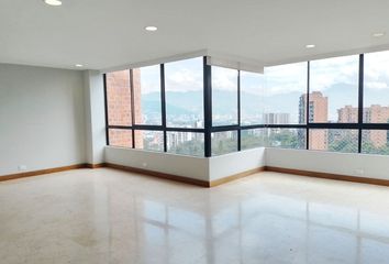 Apartamento en  Poblado, Medellín