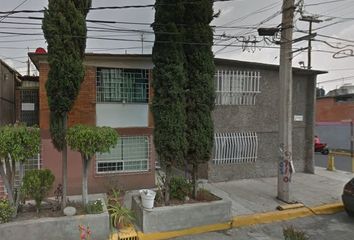 Casa en fraccionamiento en  Valle De San Juan Del Río, Valle De Aragon 2da Sección, Nezahualcóyotl, Estado De México, México