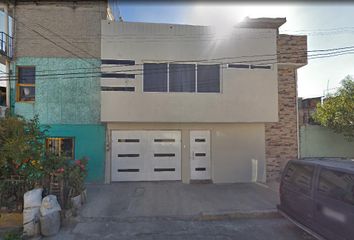 Casa en  Ombules, La Perla, Nezahualcóyotl, Estado De México, México