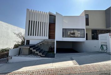 Casa en fraccionamiento en  Massaro, El Marqués, Querétaro, Mex