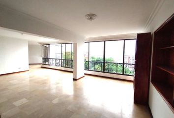 Apartamento en  Calle 7 Norte #9-21, Granada, Cali, Valle Del Cauca, Colombia