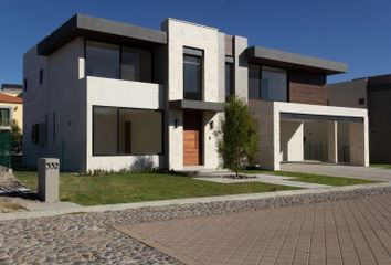 Casa en fraccionamiento en  Campanario De Teresitas, El Campanario, Santiago De Querétaro, Querétaro, México