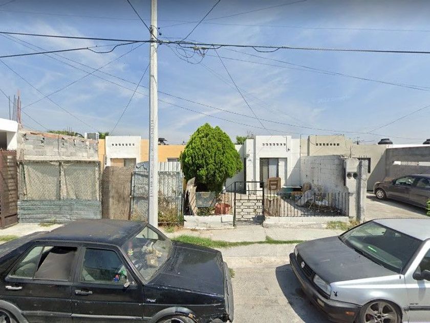 venta Casa en Barrio Antiguo Cd. Solidaridad, Monterrey (AZ62094)