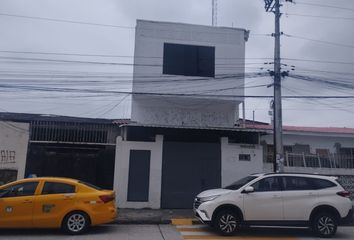 Casa en  Universidad De Guayaquil - Ug, Avenida Delta, Guayaquil, Ecuador