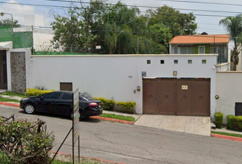 Casa en fraccionamiento en  Tabachines 11, Burgos Cuernavaca, Tres De Mayo, Morelos, México