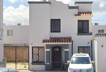 Casa en  Colibrí 555, Rdcial Paseo De Las Aves, Los Mochis, Sinaloa, México