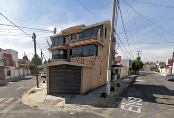 Casa en  Dora, Unidad Victoria, 50190 Toluca De Lerdo, Méx., México