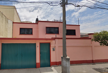 Casa en  Pueblo San Juan Ixtacala, 54160 Tlalnepantla, Méx., México