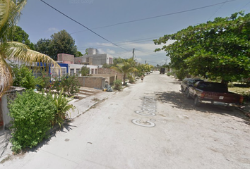 Casa en  Calle Catamarán, Villas Morelos I, Joaquín Zetina Gasca, Quintana Roo, México