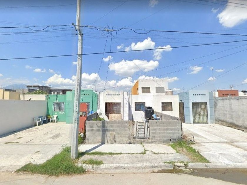 venta Casa en Barrio Antiguo Cd. Solidaridad, Monterrey (AZ24763)