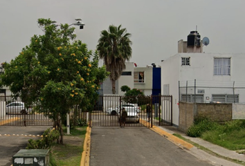 Casa en fraccionamiento en  Valle De Las Mariposas Poniente, 4 Estaciónes, Valle Dorado Inn, Jalisco, México