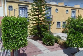 Casa en  Mirador De La Bufa, Lomas Del Mirador, Candiles, Querétaro, México