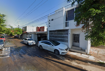 Casa en  Calle Andrea, La Estancia I, Culiacán, Sinaloa, México