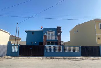 Casa en  Calzada Del Mar, Mexicali, Playas De Rosarito, Baja California, México