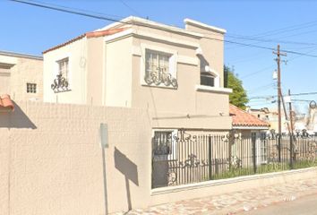 Casa en  31 De Diciembre, Lázaro Cárdenas, Mexicali, Baja California, México