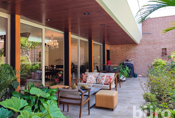 Casa en  Calle Ugarte Y Moscoso, San Isidro, Perú