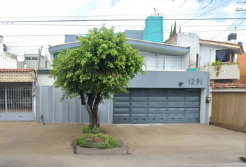 Casa en  Avenida Normalistas 1291, Colinas De La Normal, 44270 Guadalajara, Jalisco, México