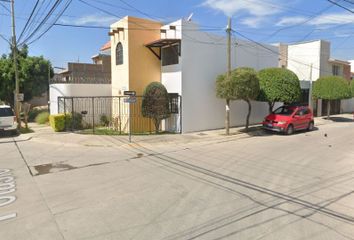 Casa en  Potasio, El Condado Plus, León, Guanajuato, México