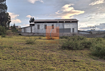 Terreno Comercial en  Ignacio Flores (parque Flores), Latacunga, Ecuador