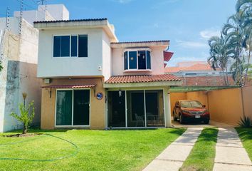 Casa en fraccionamiento en  Los Sabinos, Cuautla De Morelos, Morelos, México