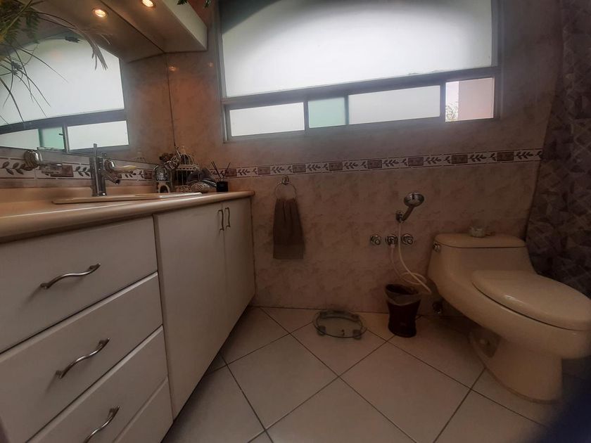 venta Casa en Nayón, Quito icasas.ec