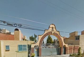 Casa en  José Martí Conjunto Allende 200-casa 16, Mz 028, Independencia, 50070 Colonias Independencia Meteoro Y San Juan Buenavista, México