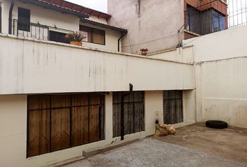 Casa en  De Los Perales, Quito, Ecuador